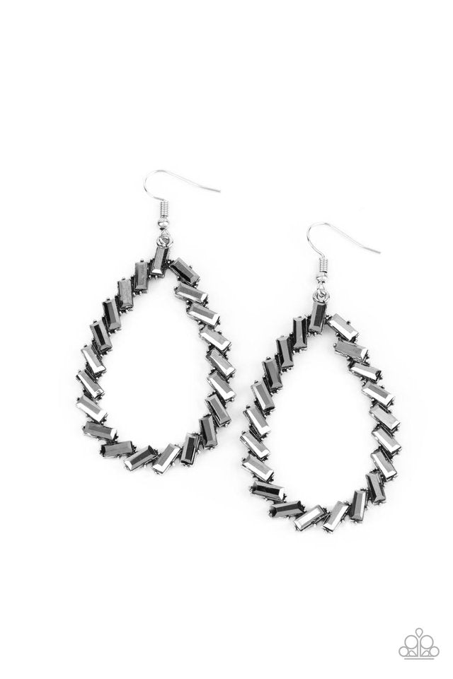 ​Striking RESPLENDENCE - Silver - Paparazzi Earring Image