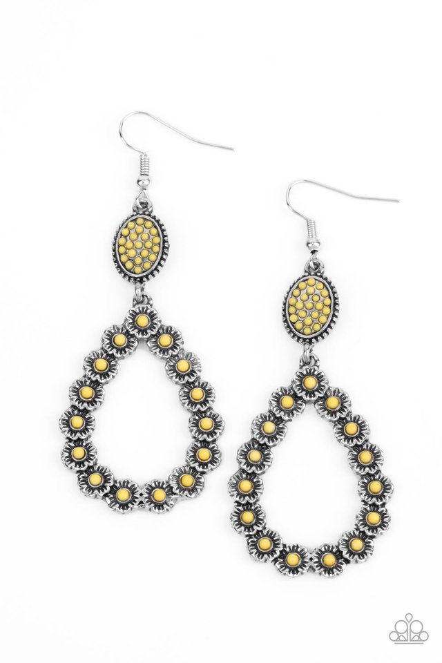 ​Farmhouse Fashion Show - Yellow - Paparazzi Earring Image