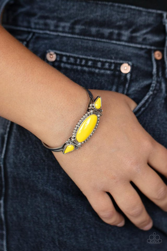 ​Tribal Trinket - Yellow - Paparazzi Bracelet Image