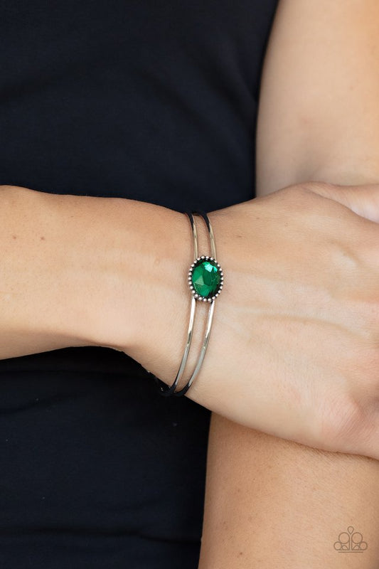 Magnificently Mesmerized - Green - Paparazzi Bracelet Image