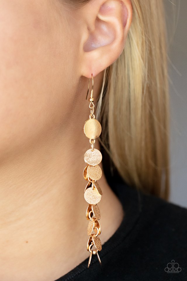 Game CHIME - Gold - Paparazzi Earring Image