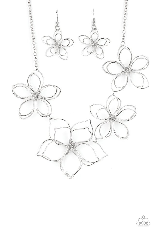 ​Flower Garden Fashionista - Silver - Paparazzi Necklace Image