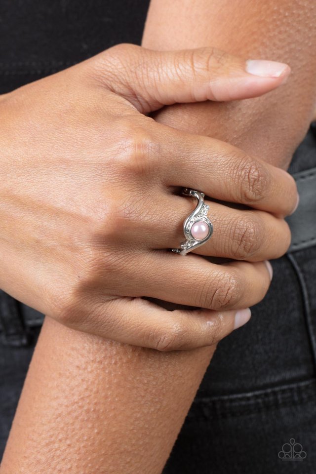 ​Pearly Pizzazz - Pink - Paparazzi Ring Image