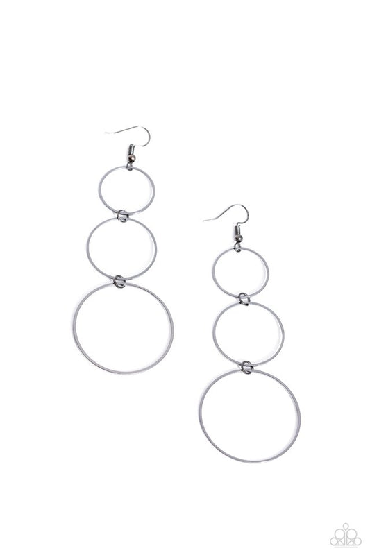 Urban Ozone - Black - Paparazzi Earring Image