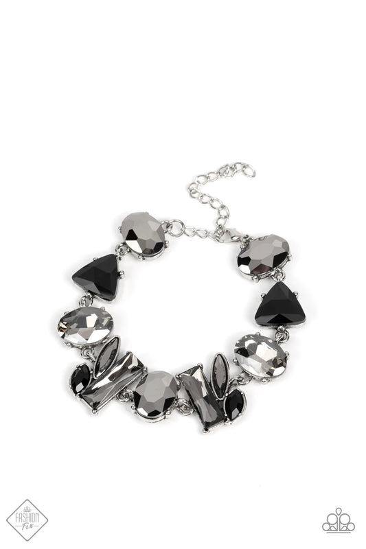 Pulsera Paparazzi ~ Maravillosamente moderna - Plata