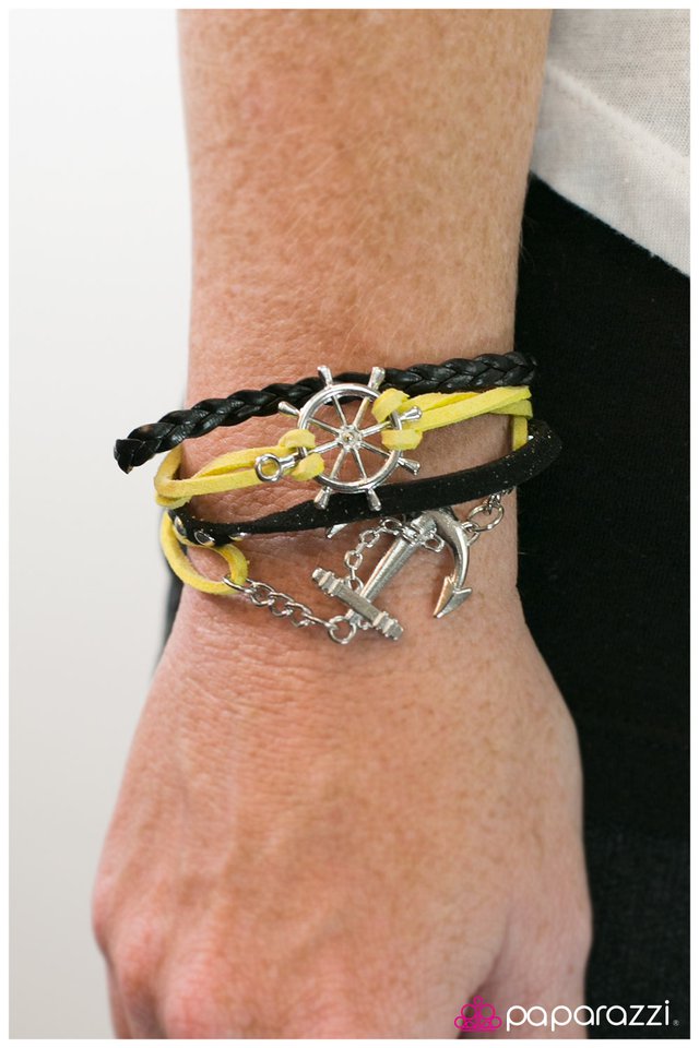 Pulsera Paparazzi ~ Anchors Away - Amarillo