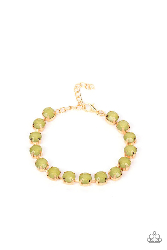 Paparazzi Bracelet ~ Dreamy Debutante - Green