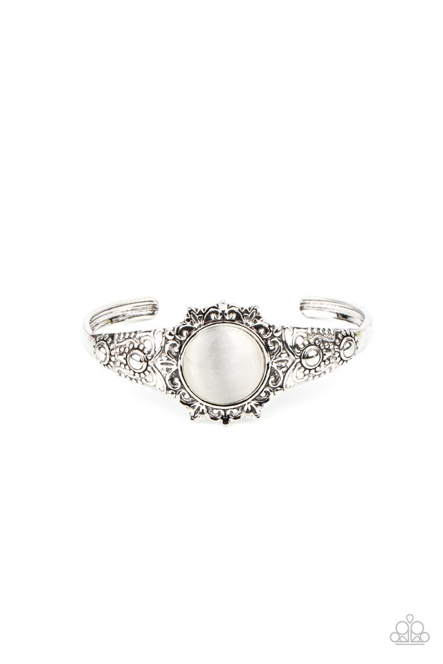 ​Extravagantly Enchanting - White - Paparazzi Bracelet Image