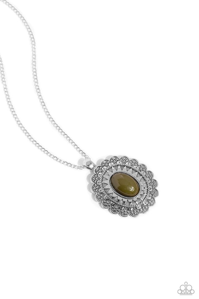 ​Mesa Medallion - Green - Paparazzi Necklace Image