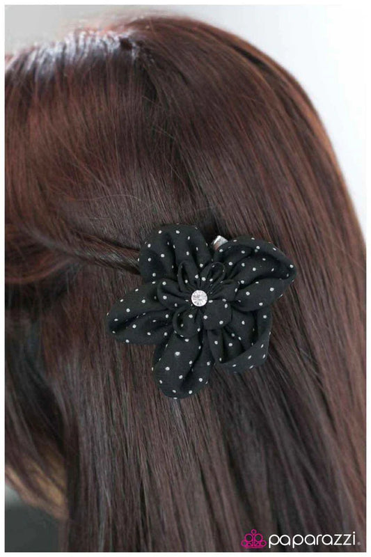 Accesorios para el cabello Paparazzi ~ Young At Heart - Negro