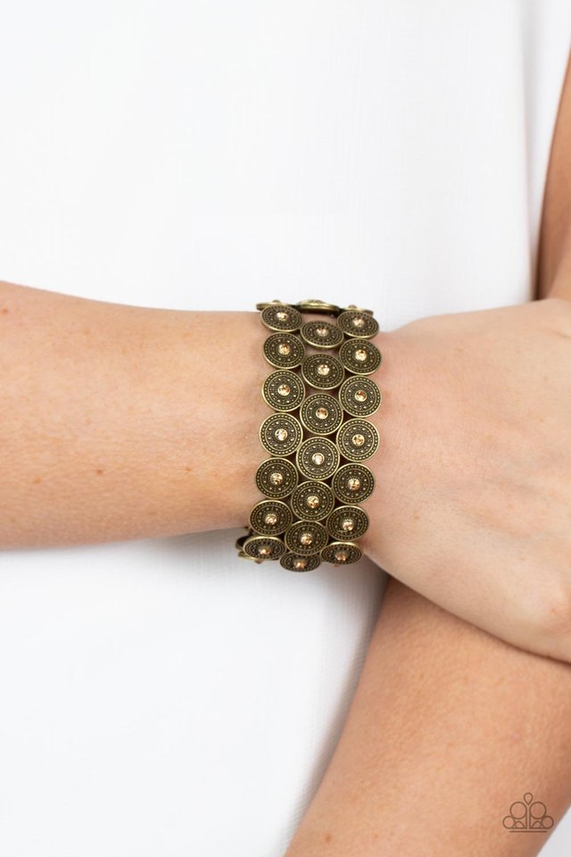 Forgotten Treasure - Brass - Paparazzi Bracelet Image