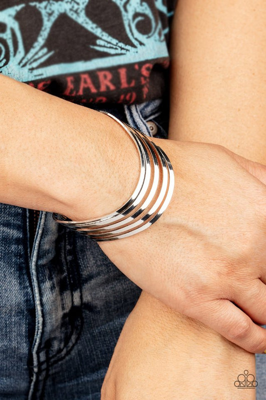 ​Tantalizingly Tiered - Silver - Paparazzi Bracelet Image