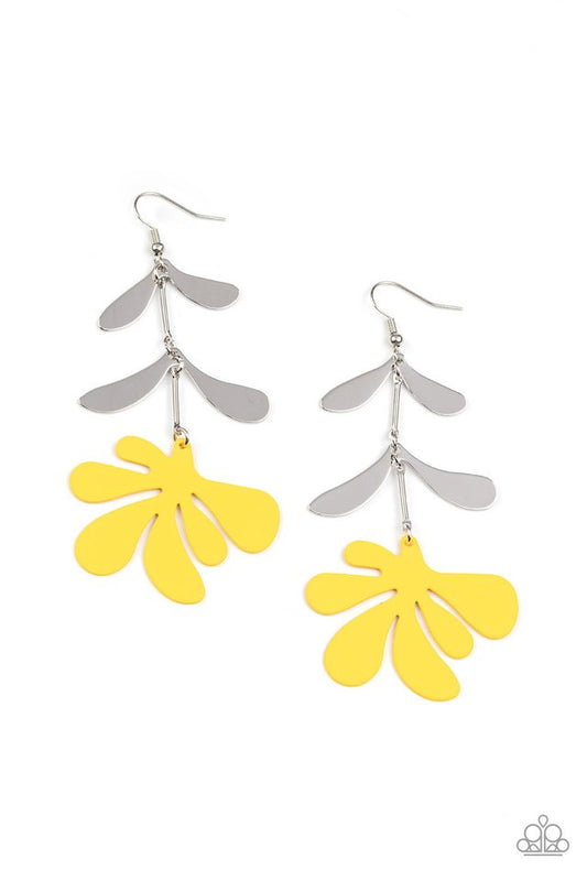 ​Palm Beach Bonanza - Yellow - Paparazzi Earring Image