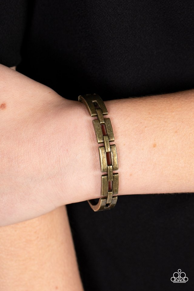 Closed Circuit Strategy - Brass - Paparazzi Bracelet Image