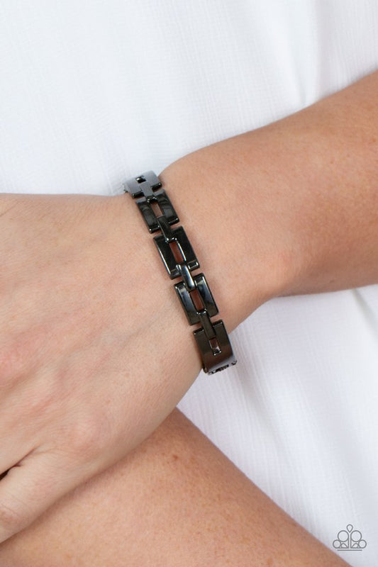 Closed Circuit Strategy - Black - Paparazzi Bracelet Image