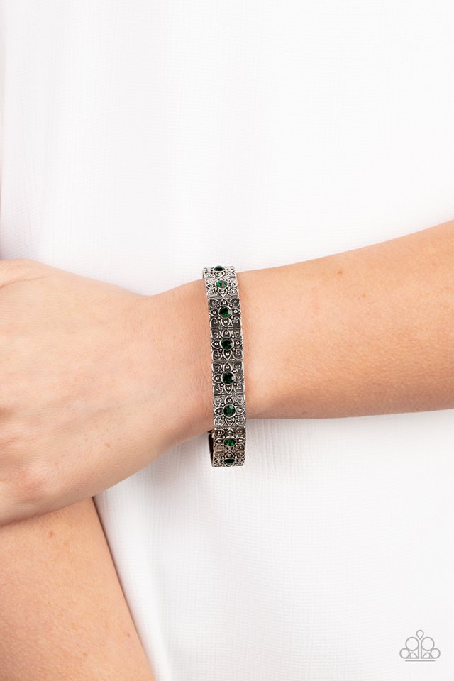 ​Venetian Valentine - Green - Paparazzi Bracelet Image