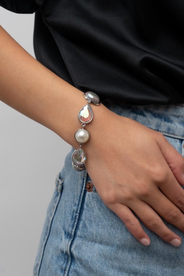 Nostalgically Nautical - Silver - Paparazzi Bracelet Image