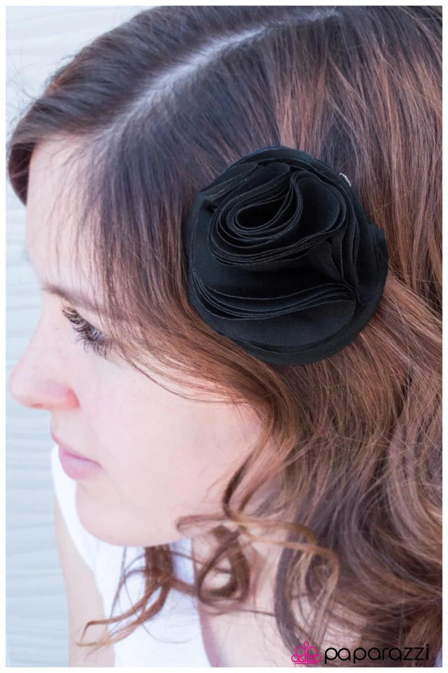 Paparazzi Hair Accessories ~ Part Of The Fold - Black