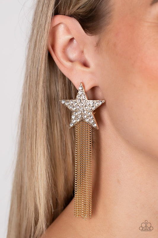 Superstar Solo - Gold - Paparazzi Earring Image