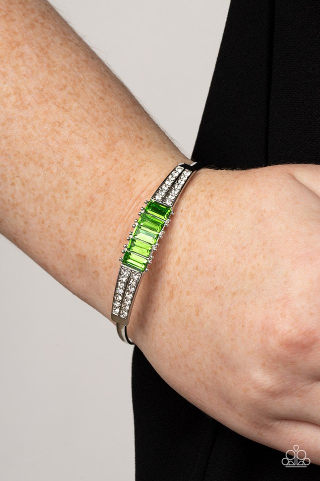 Spritzy Sparkle - Green - Paparazzi Bracelet Image