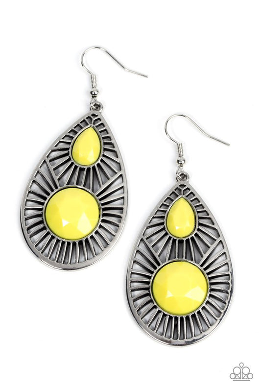 Prima Donna Diva - Yellow - Paparazzi Earring Image