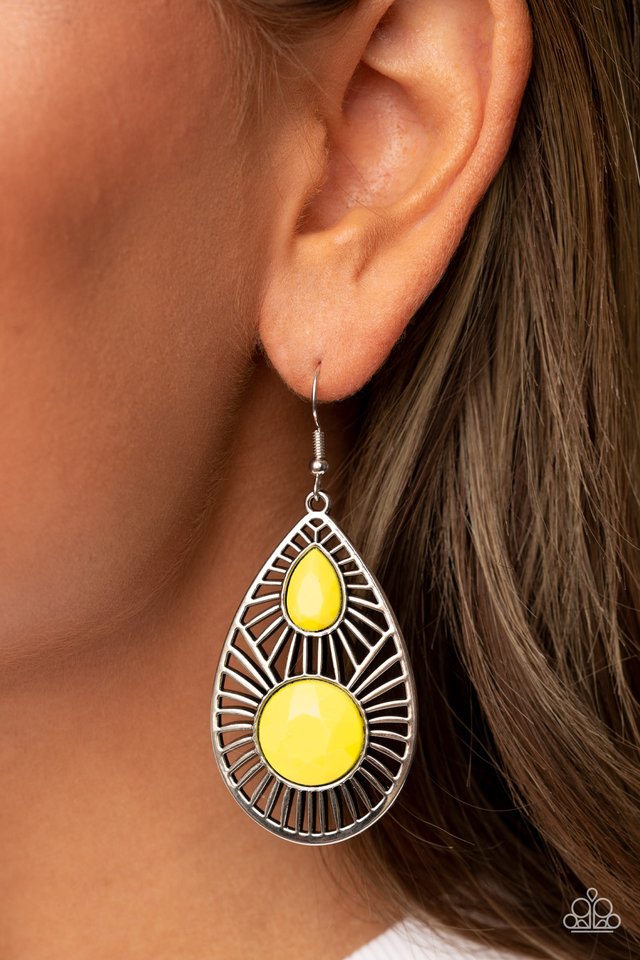 Prima Donna Diva - Yellow - Paparazzi Earring Image