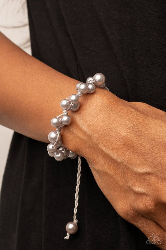 Vintage Versatility - Silver - Paparazzi Bracelet Image