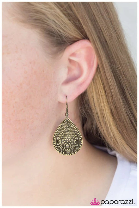 Paparazzi Earring ~ Going Native - Brass