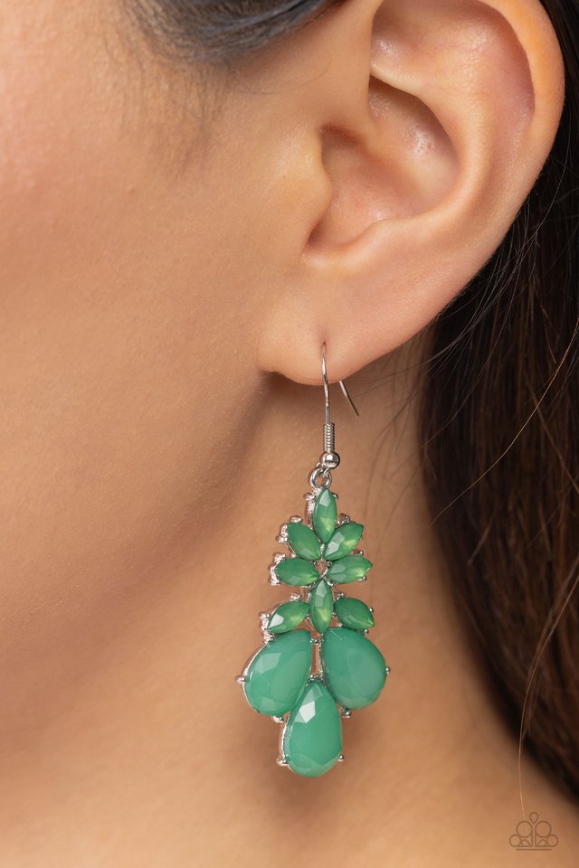 Fashionista Fiesta - Green - Paparazzi Earring Image