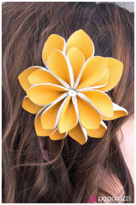 Paparazzi Hair Accessories ~ Risky Business - Yellow