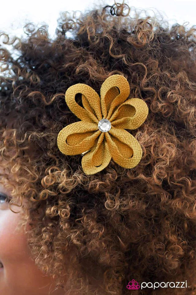 Paparazzi Hair Accessories ~ Kiss Me - Yellow