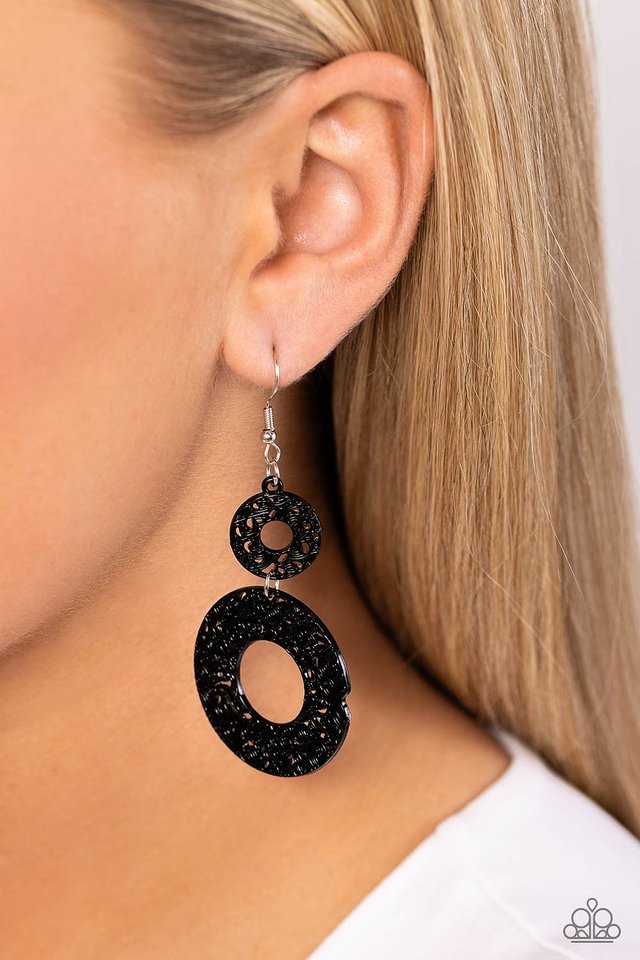 Cabo Courtyard - Black - Paparazzi Earring Image