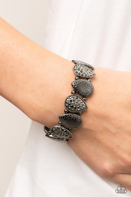 Playing Favorites - Multi - Paparazzi Bracelet Image