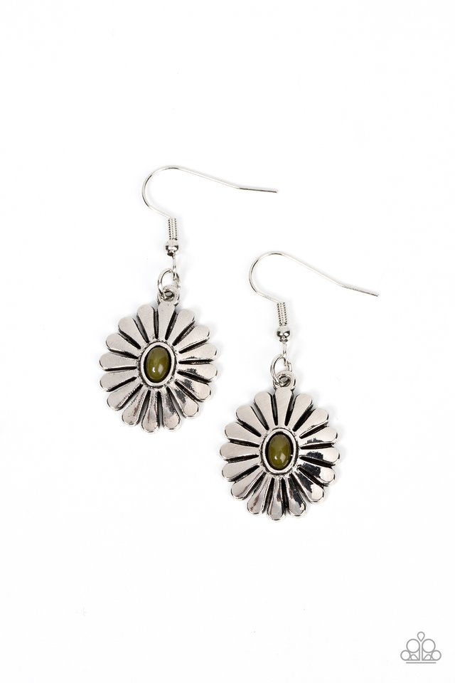 Delectably Daisy - Green - Paparazzi Earring Image