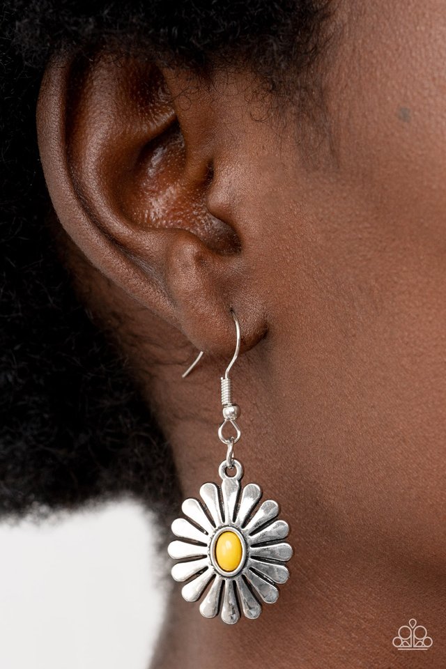 Delectably Daisy - Yellow - Paparazzi Earring Image