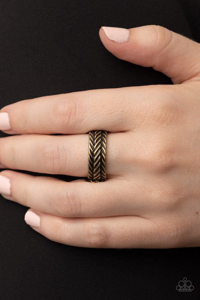 Rebellious Ridges - Brass - Paparazzi Ring Image