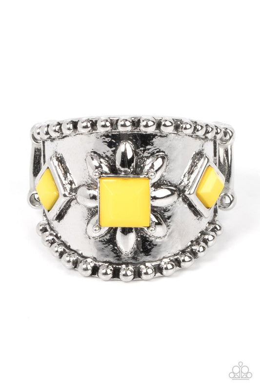 Daisy Diviner - Yellow - Paparazzi Ring Image