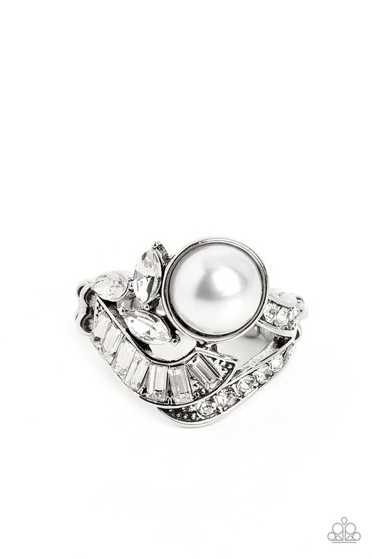 ​SELFIE-Made Millionaire - White - Paparazzi Ring Image