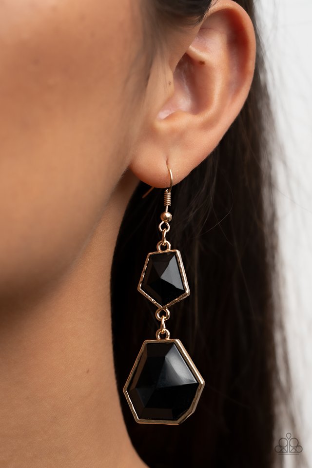 Rio Relic - Black - Paparazzi Earring Image