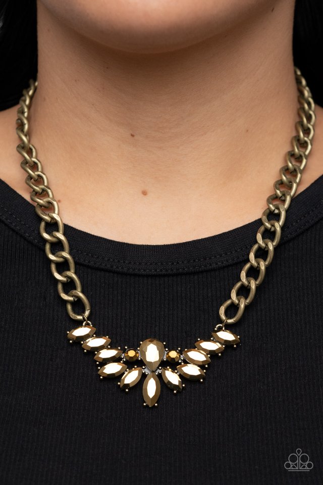 ​Come at Me - Brass - Paparazzi Necklace Image