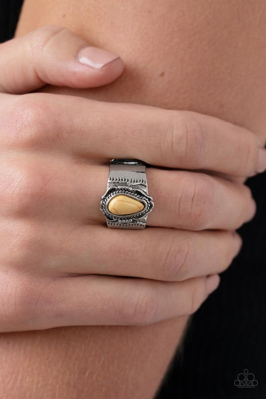 Moab Motif - Yellow - Paparazzi Ring Image