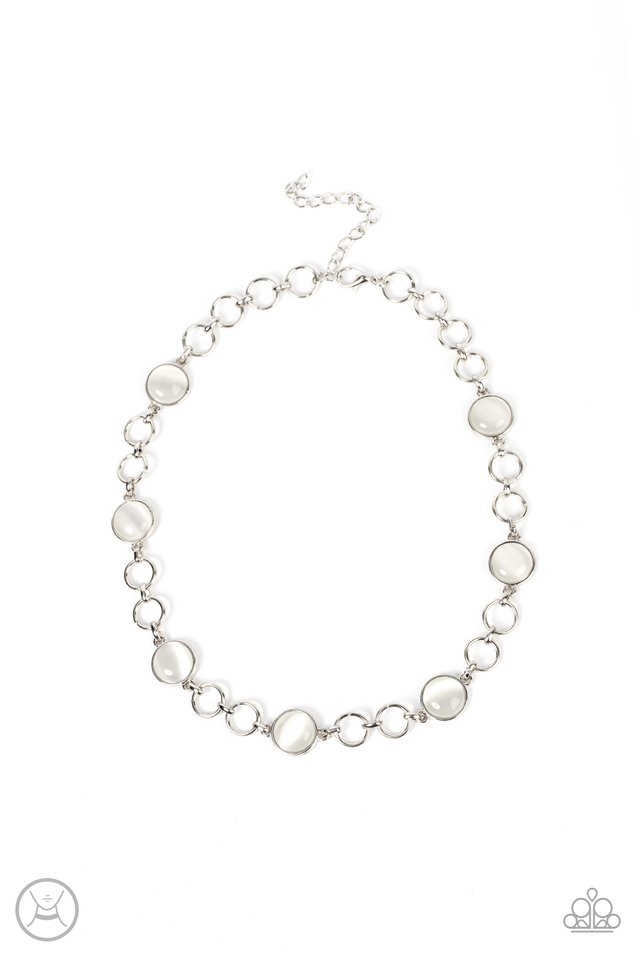 Dreamy Distractions - White - Paparazzi Necklace Image