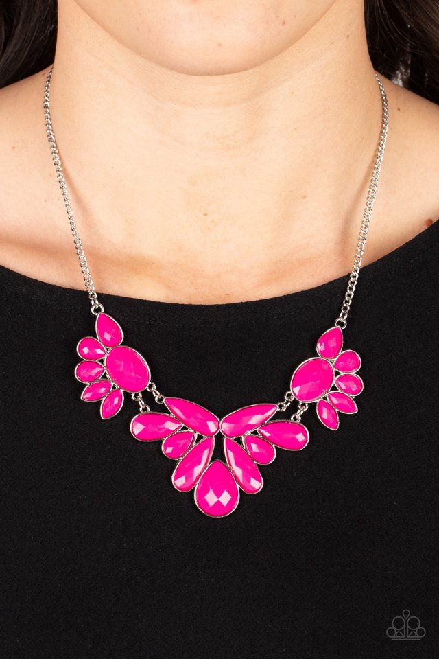 A Passing FAN-cy - Pink - Paparazzi Necklace Image