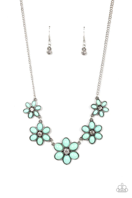 Paparazzi Necklace ~ Prairie Party - Green