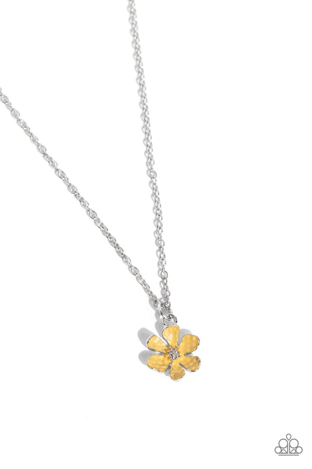 Cottage Retreat - Yellow - Paparazzi Necklace Image