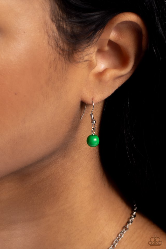 ​FROND-Runner Fashion - Green - Paparazzi Necklace Image