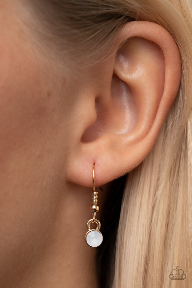 Effervescently Divine - Gold - Paparazzi Necklace Image