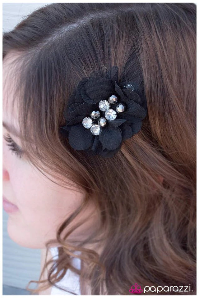 Accesorios para el cabello de Paparazzi ~ A Mere Twinkle - Negro