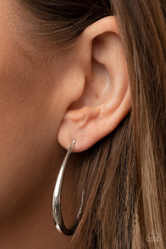 CURVE Your Appetite - Silver - Paparazzi Earring Image