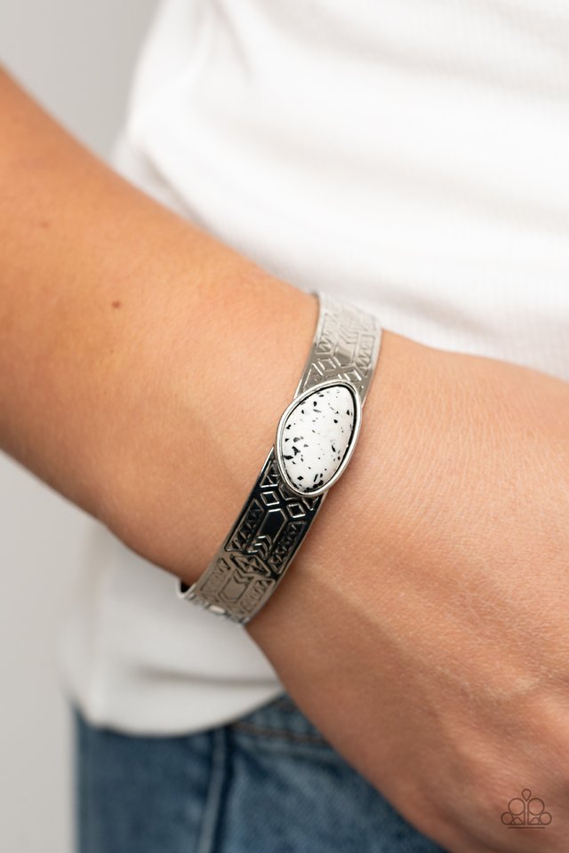 Gobi Glyphs - White - Paparazzi Bracelet Image